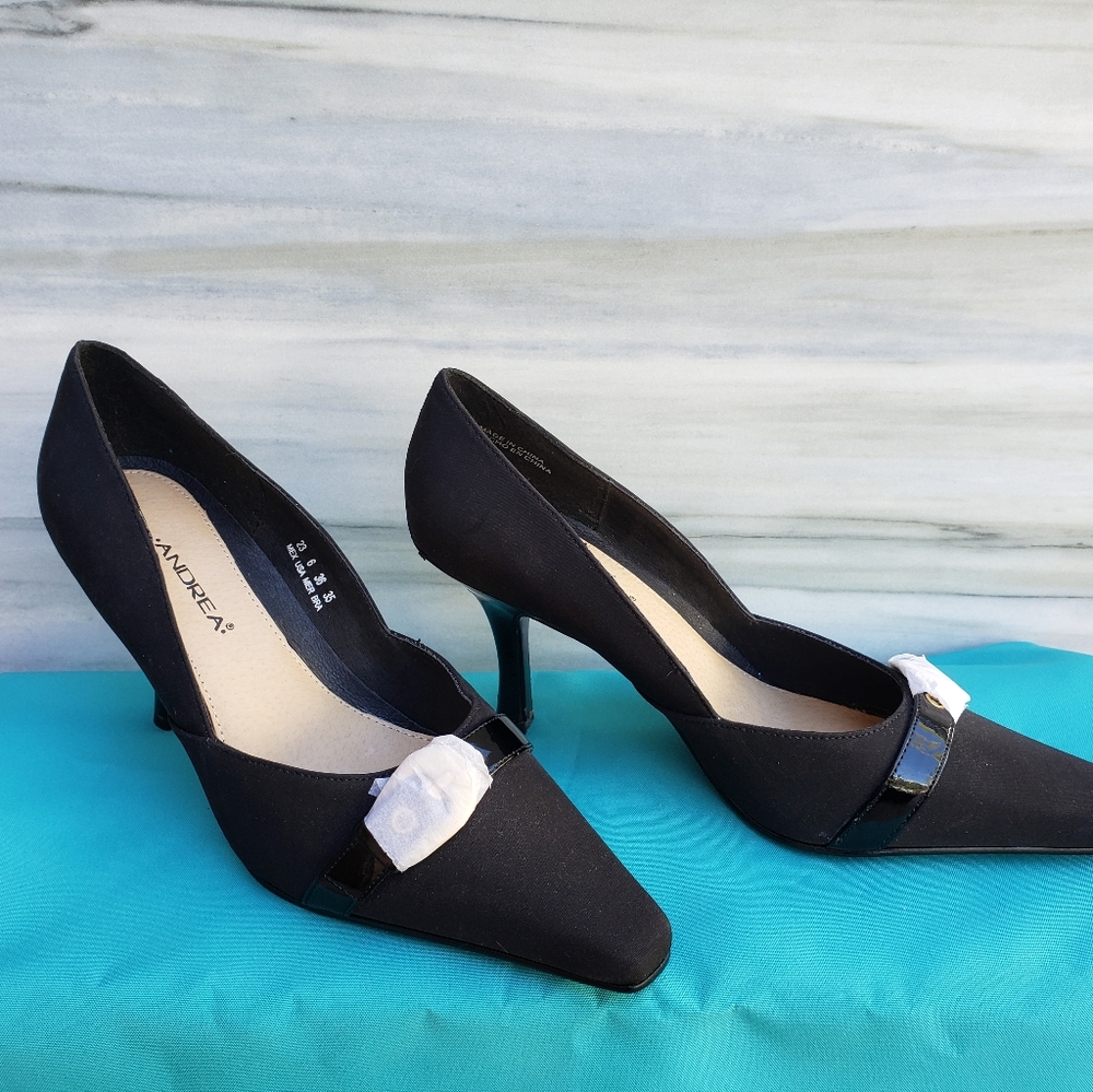 Andrea heels with gold buckles Size 6